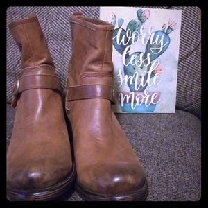 Lucky Brand Boots LP Norton